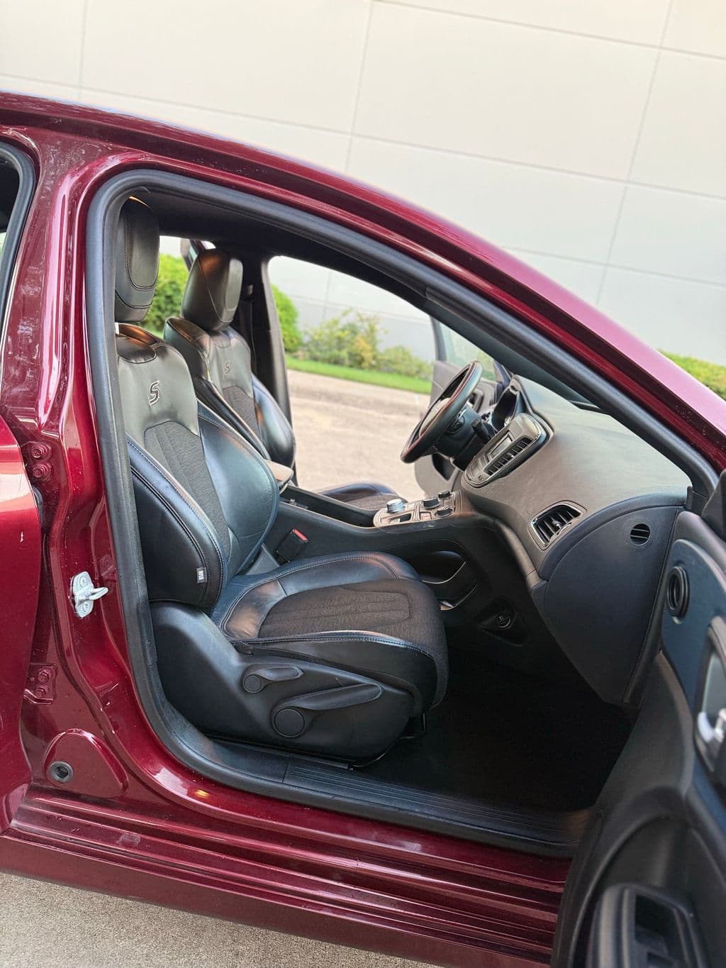 Vehicle photo