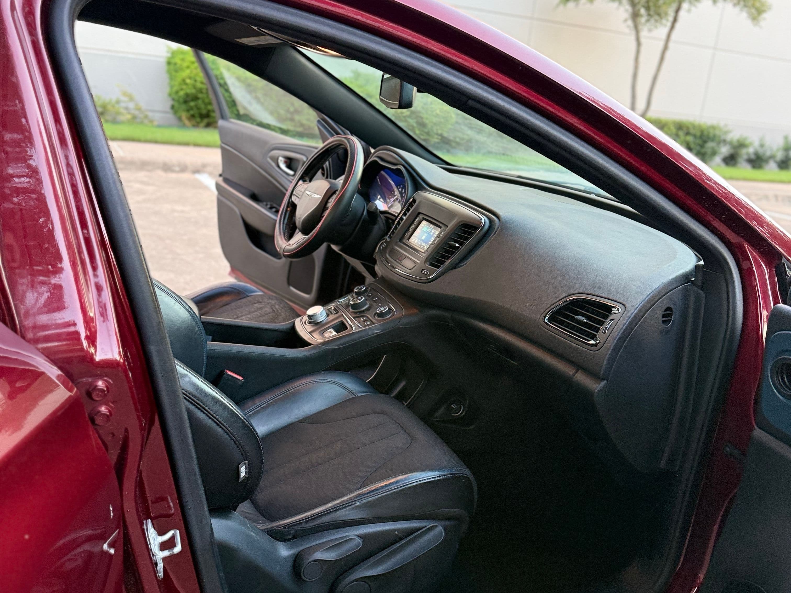 Vehicle photo