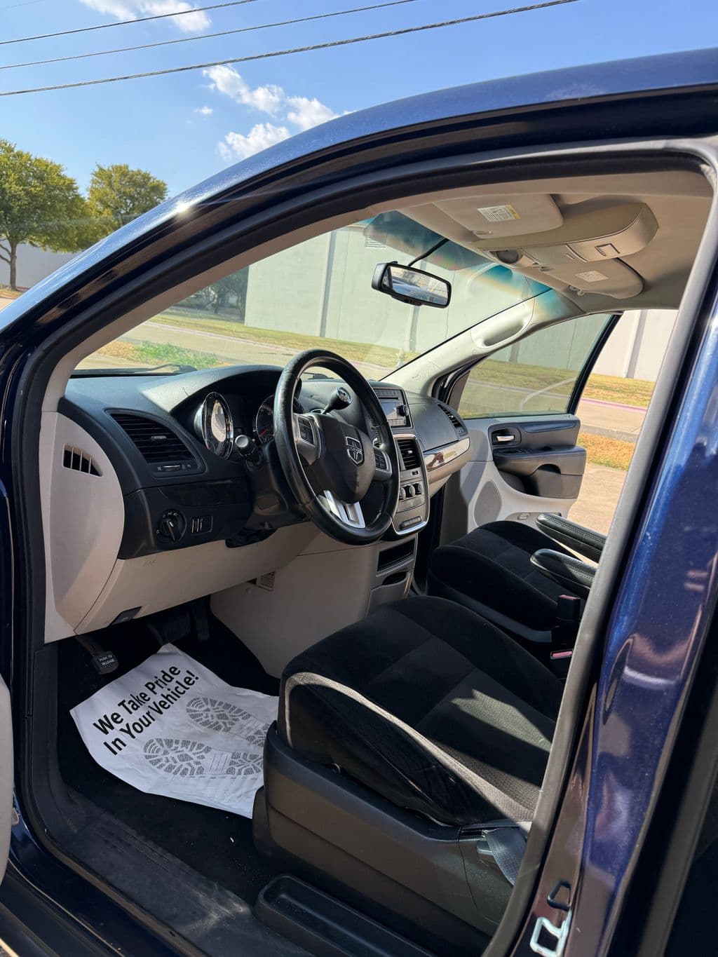 Vehicle photo