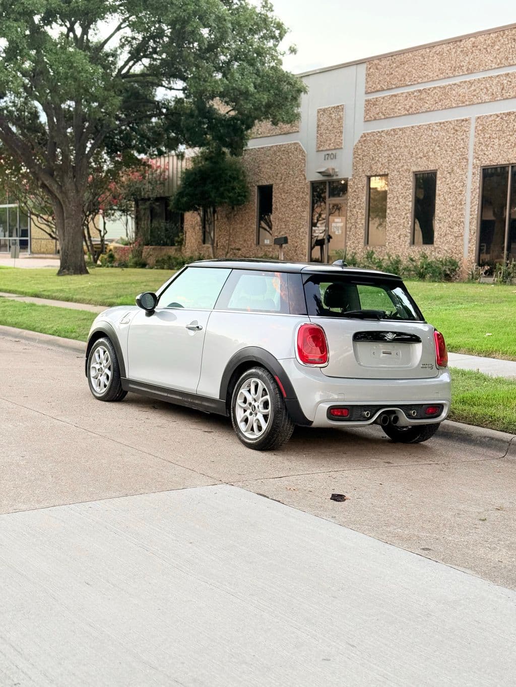 Vehicle photo