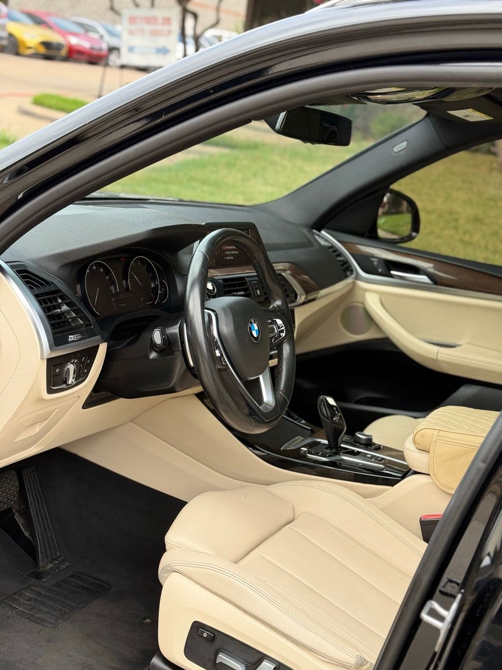 Vehicle photo