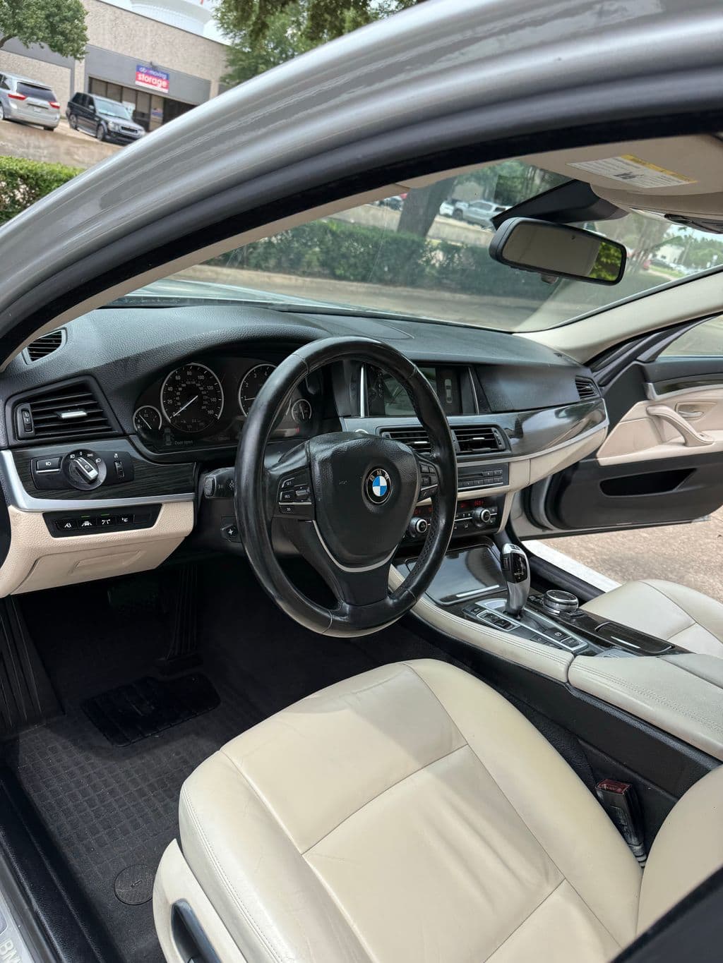 large car