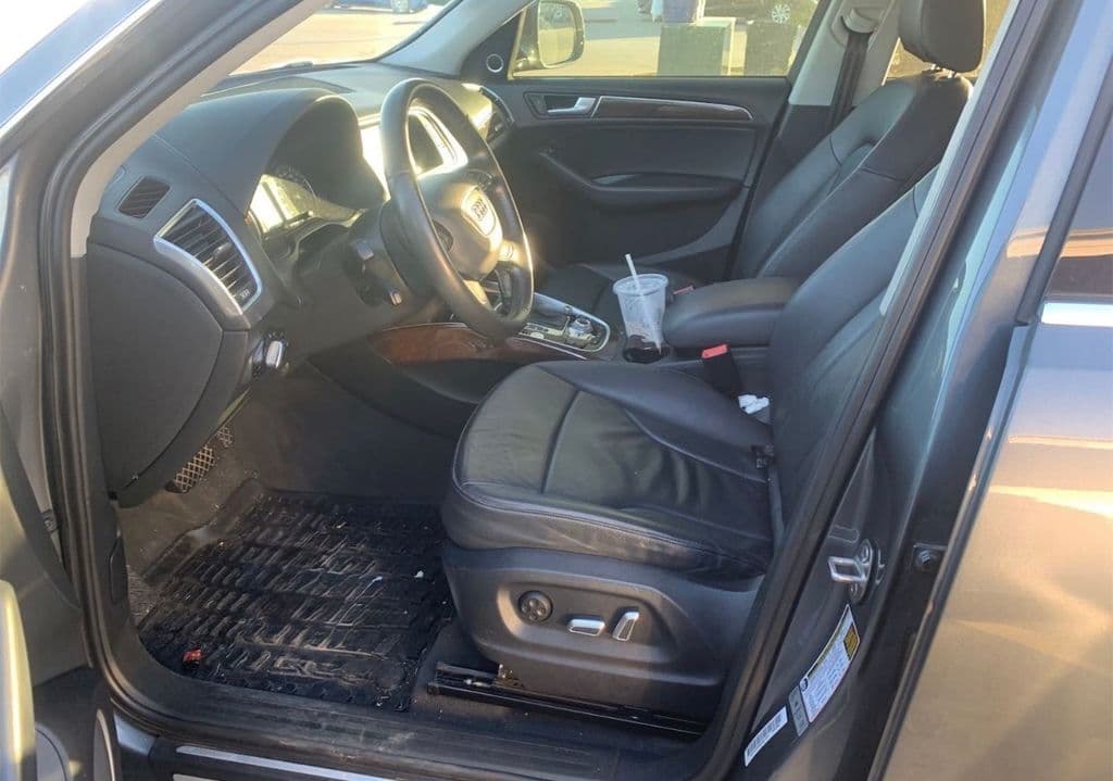 Vehicle photo