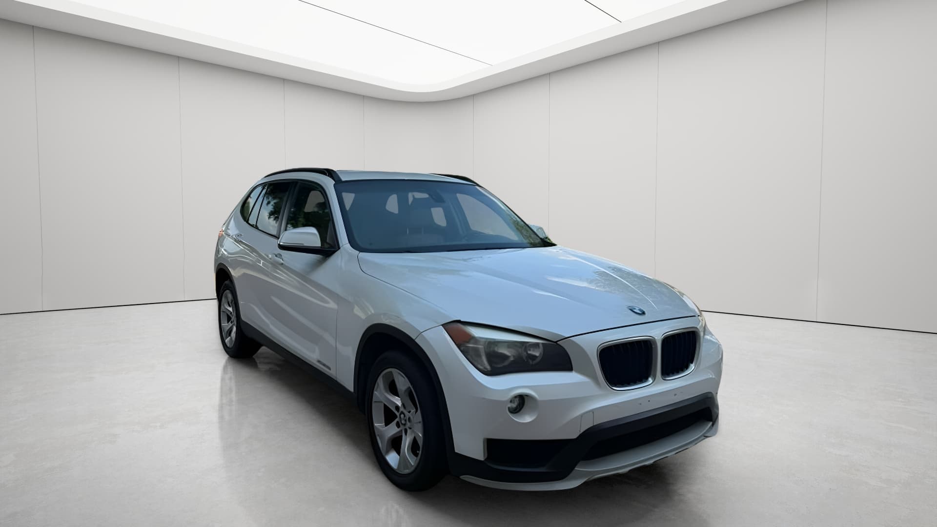 2015 BMW X1 sDrive28i's photo