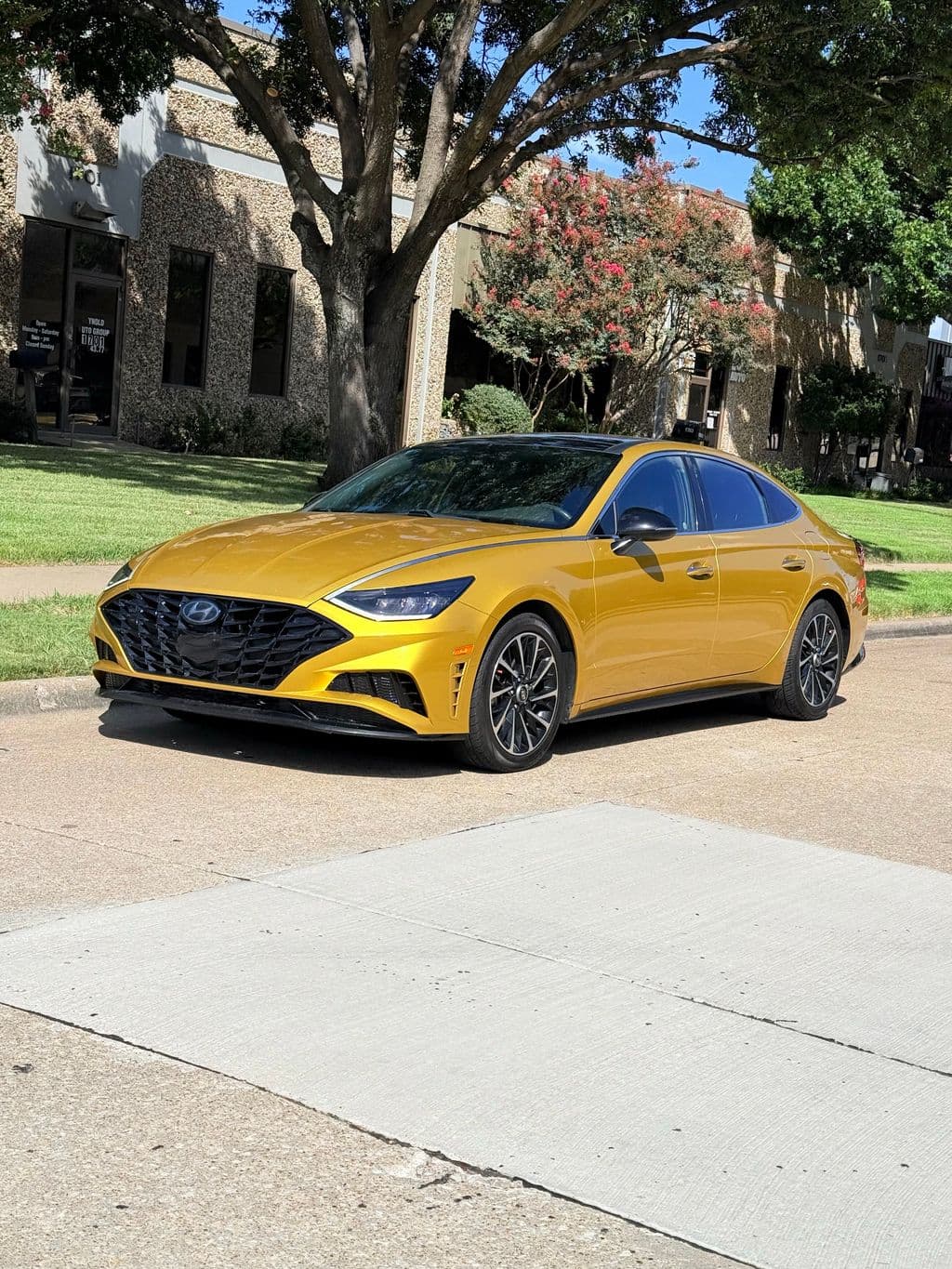 Vehicle photo