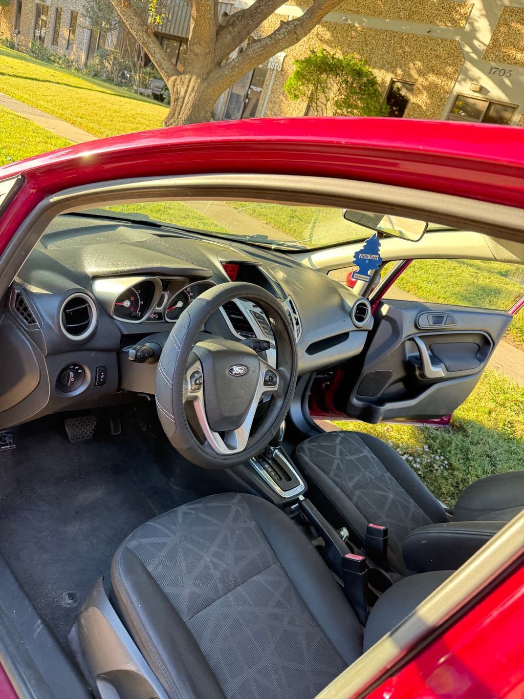 Vehicle photo
