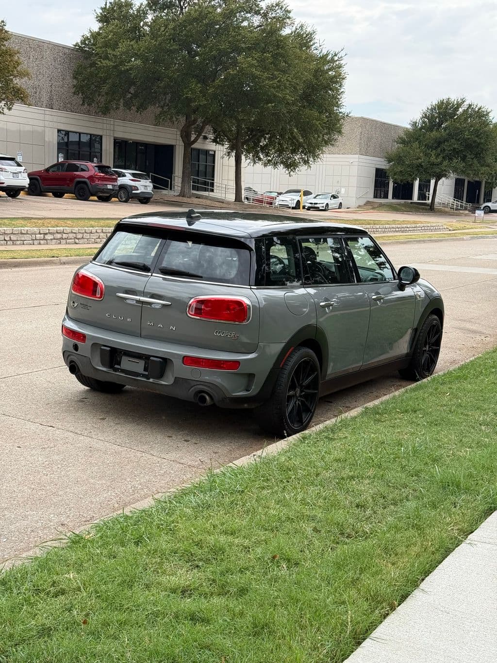 Vehicle photo