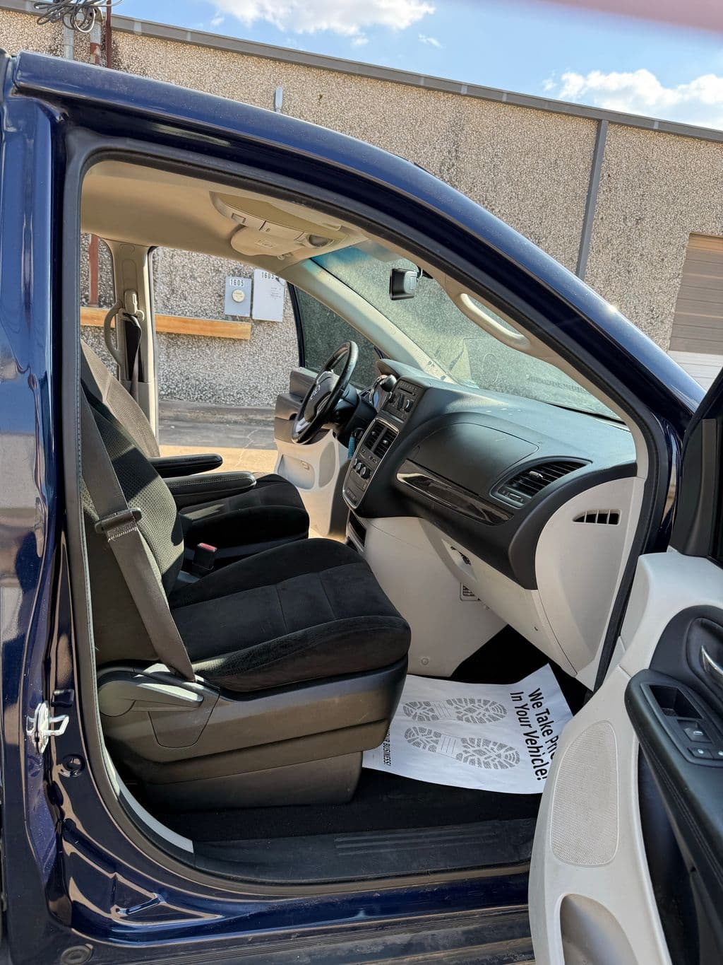 Vehicle photo