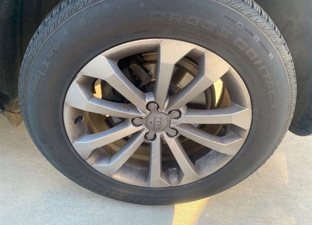 Vehicle photo