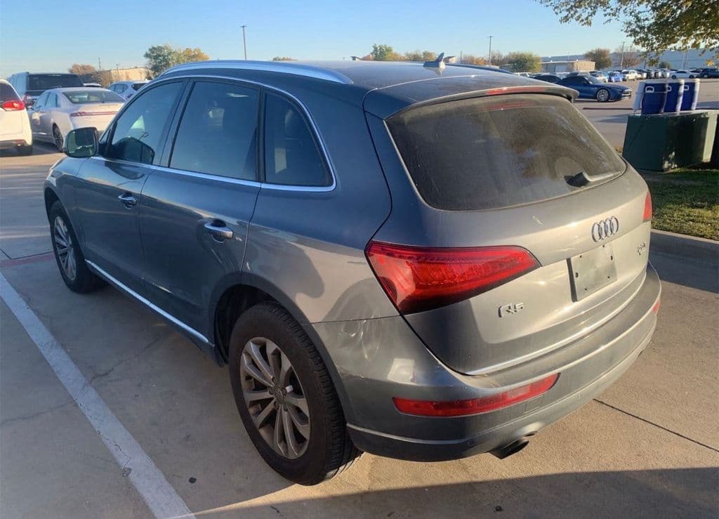 Vehicle photo