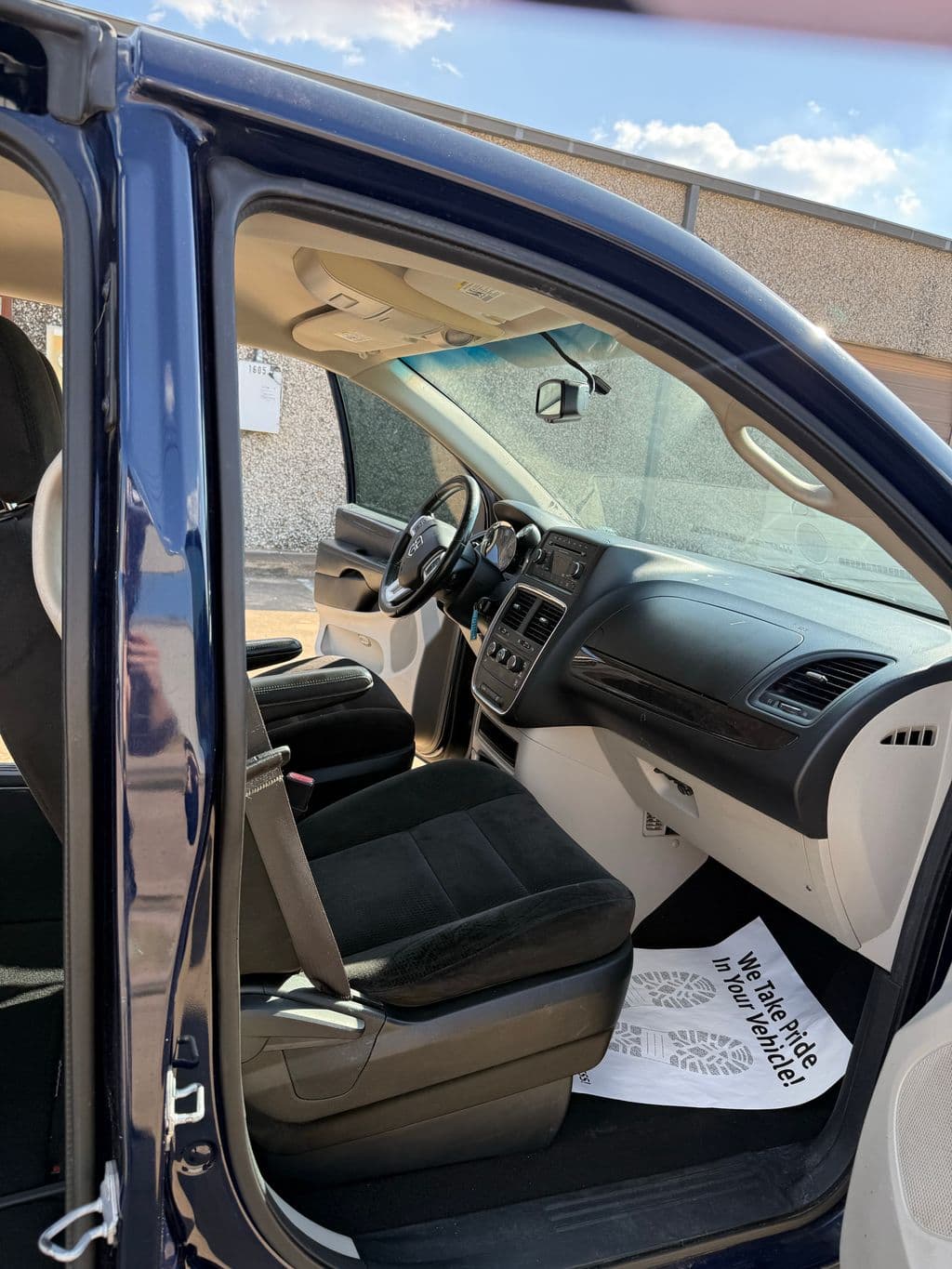 Vehicle photo