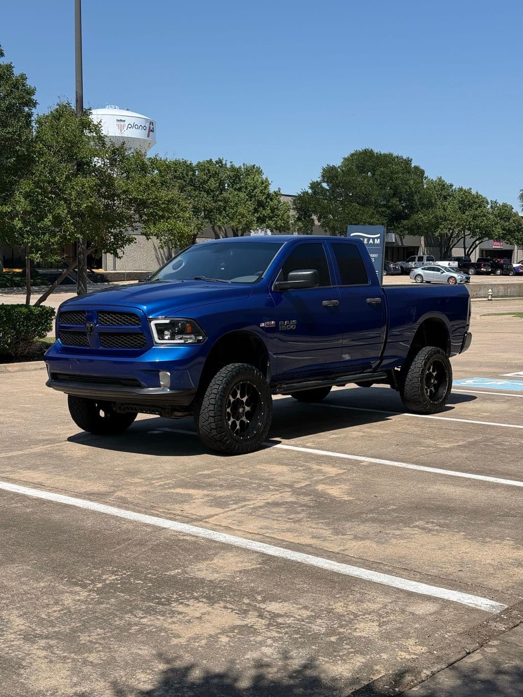 large car