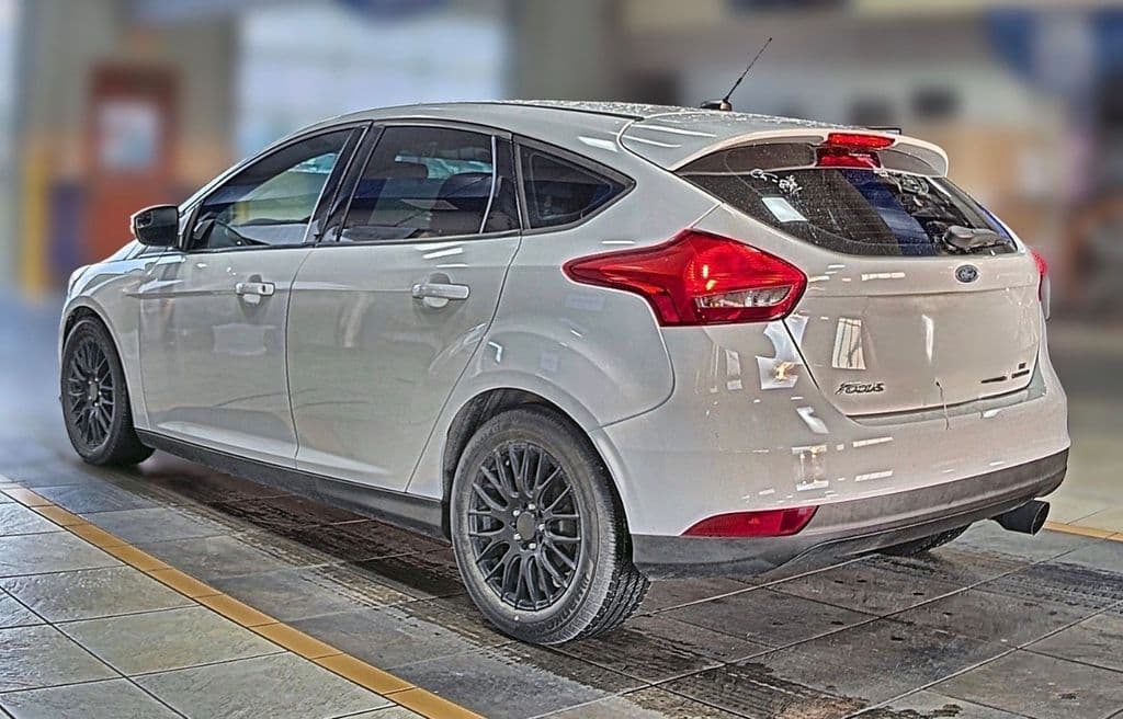 Vehicle photo