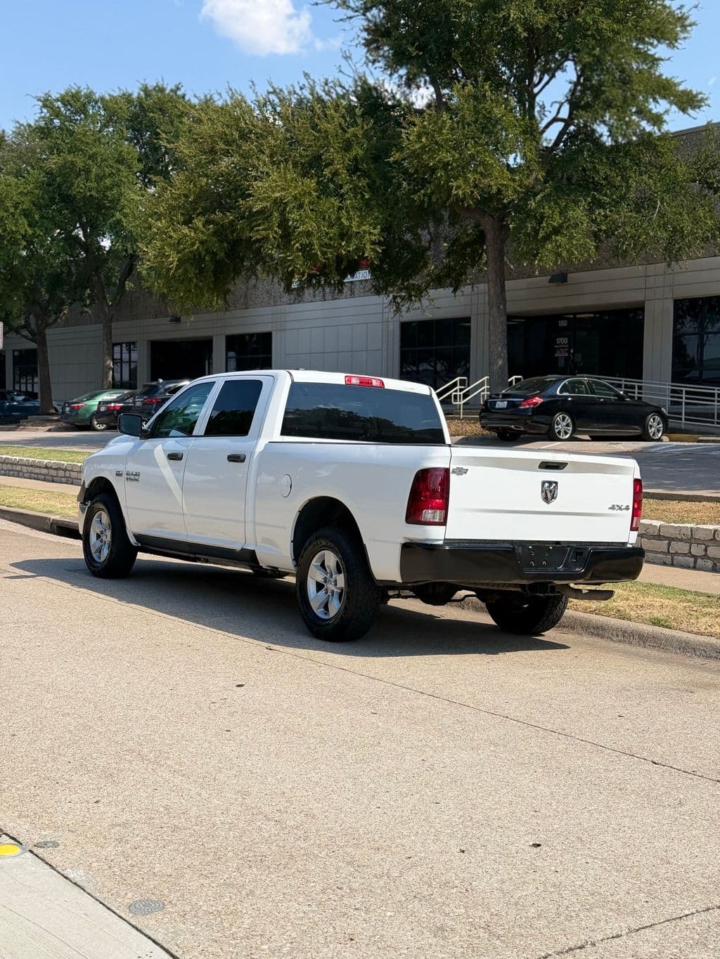 Vehicle photo