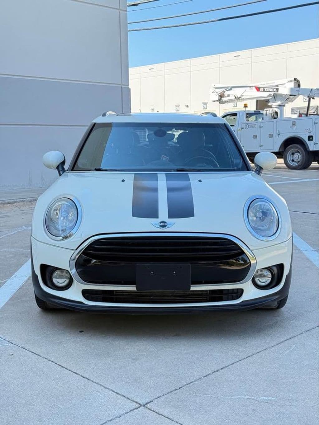 Vehicle photo