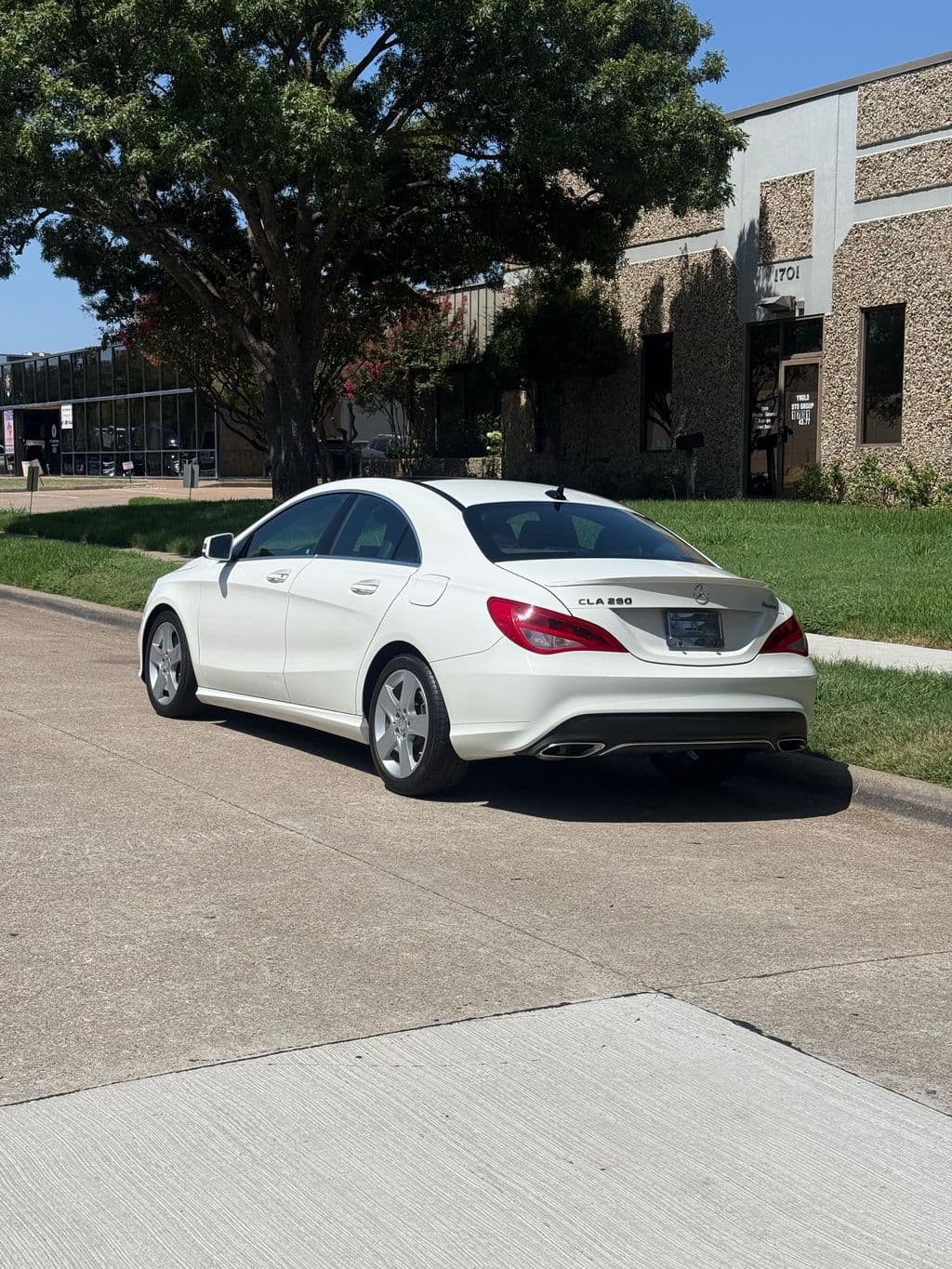 Vehicle photo