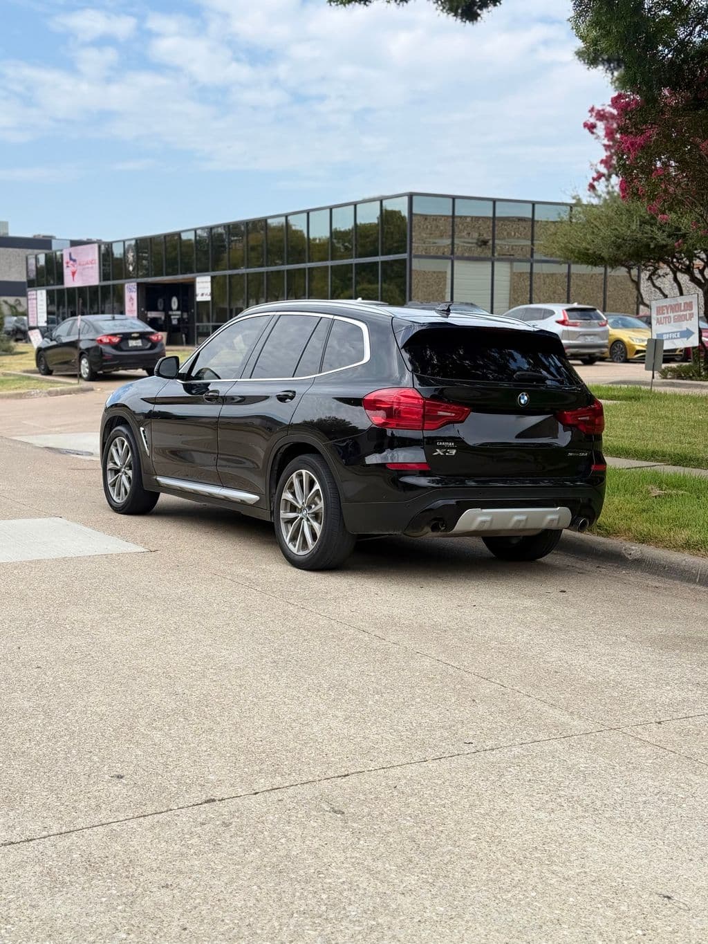 Vehicle photo