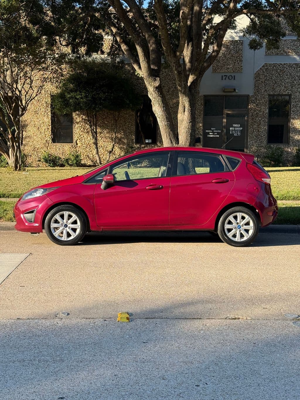 Vehicle photo