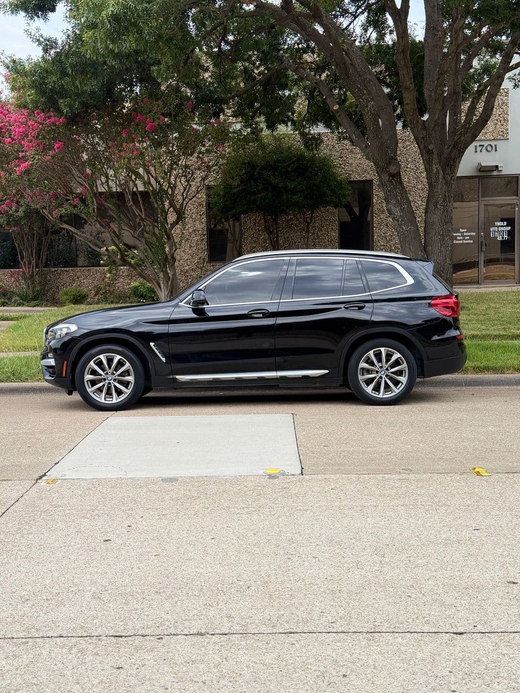 Vehicle photo